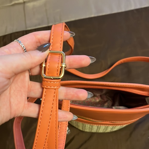 Kayla+ Ava Crossbody Bag - Picture 5 of 5